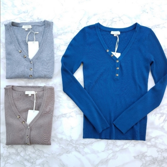 Teal Soft and Stretchy Ribbed Knit Long Sleeve Henley Top - Picture 4 of 11